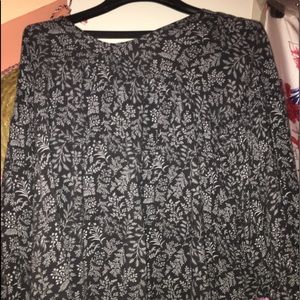 Cute old navy top. Worn a handful of times